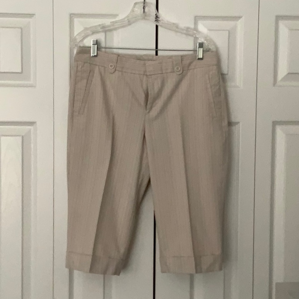 Women's Tan Cropped Pants